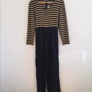 Adorable vintage romper/jumpsuit.